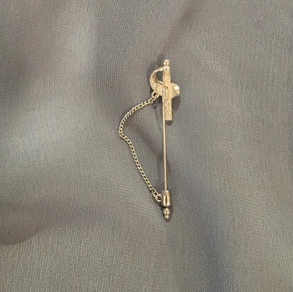 Vintage Signed Monet Silver-tone Tie Pin/Stick Pin Brooch with Chain. EUC - Picture 8 of 8